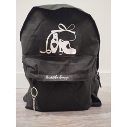Mochila siente la danza