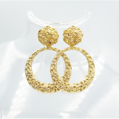 Pendiente aro rugoso